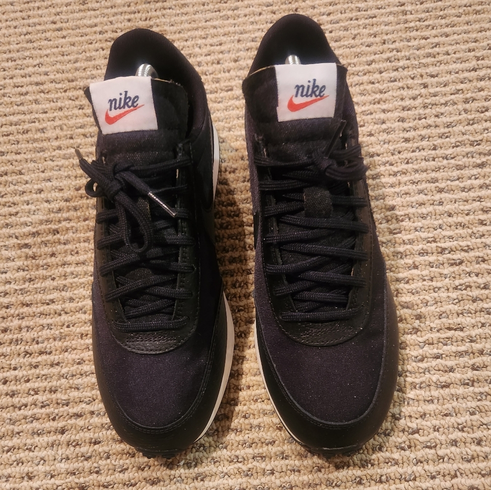 Nike Air Tail wind